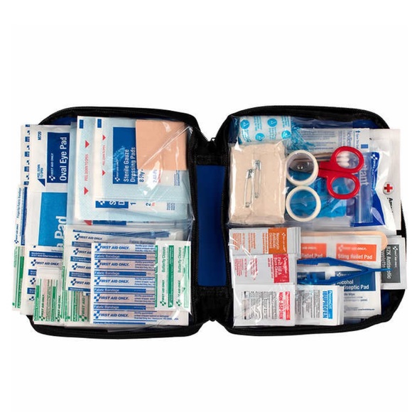 FIRST AID ONLY Home & Go First Aid Kit 312 pieces - Picture 3 of 11
